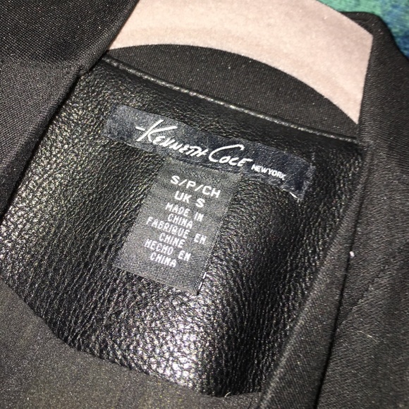 ❌ SOLD: Kenneth Cole Faux Leather Statement Vest - Picture 7 of 8